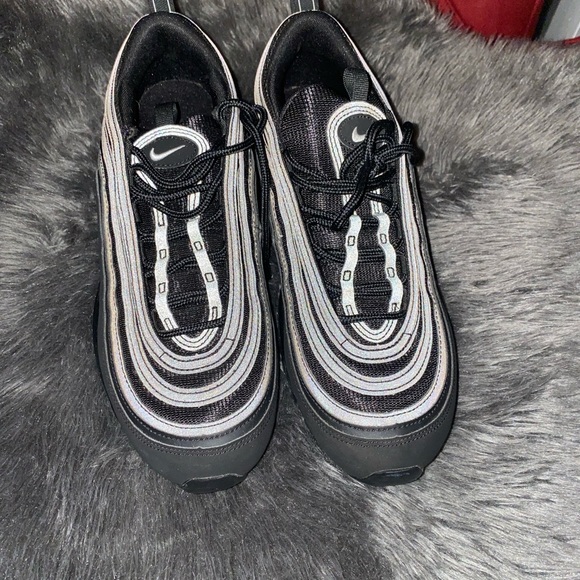 Authentic Air max 97 triple black, men size 8. very good condition, no box. - Picture 3 of 3